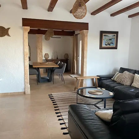 Holiday home Ardilla *